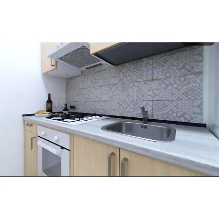 2 Bedrooms With Furnished Terrace And Wifi At 5 Km Away From The Beach