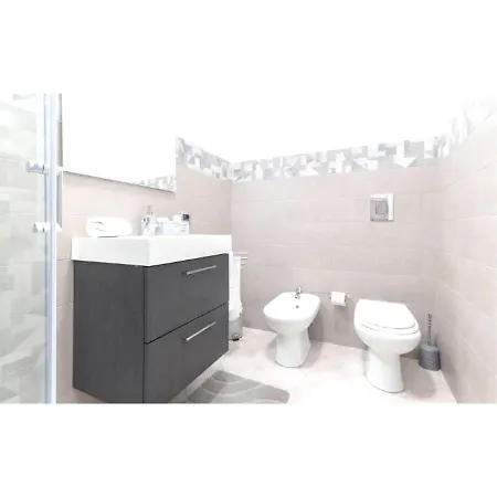 2 Bedrooms With Furnished Terrace And Wifi At 5 Km Away From The Beach アパート *